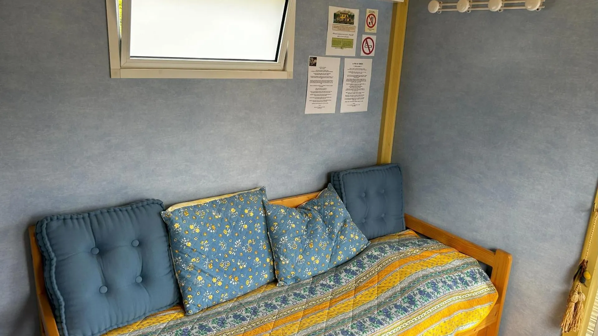 Domaine De Ji Bed & Breakfast Montagnac  France